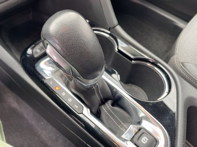 Used 2023 Buick Encore GX Select w/ Sport Touring Package FWD image 25