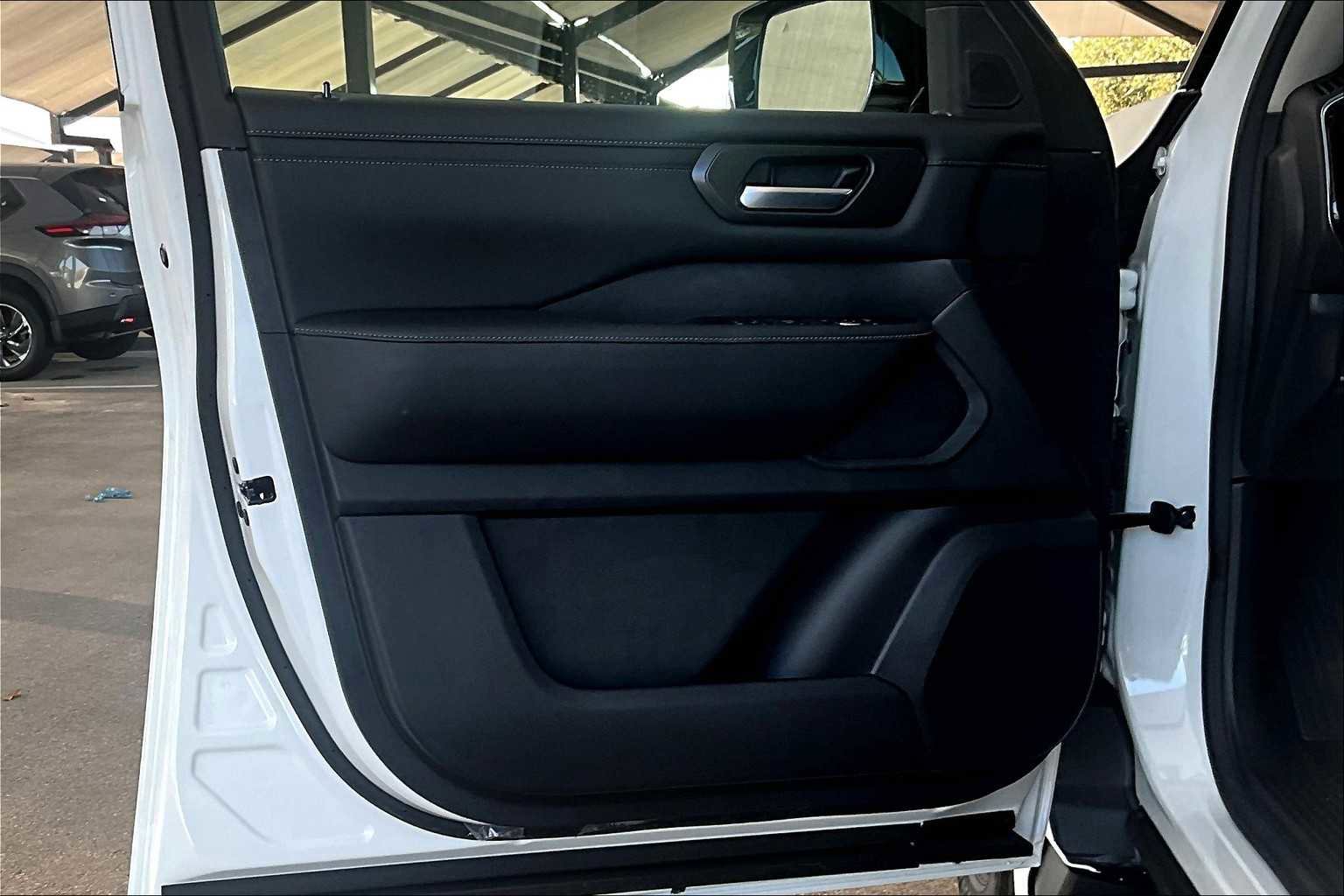 New 2026 Nissan Armada SV image 13