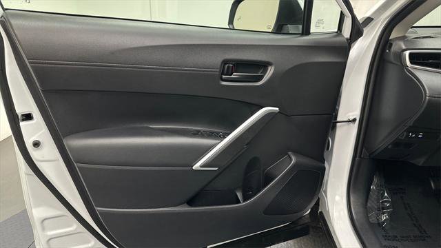 Certified 2022 Toyota Corolla Cross LE image 17