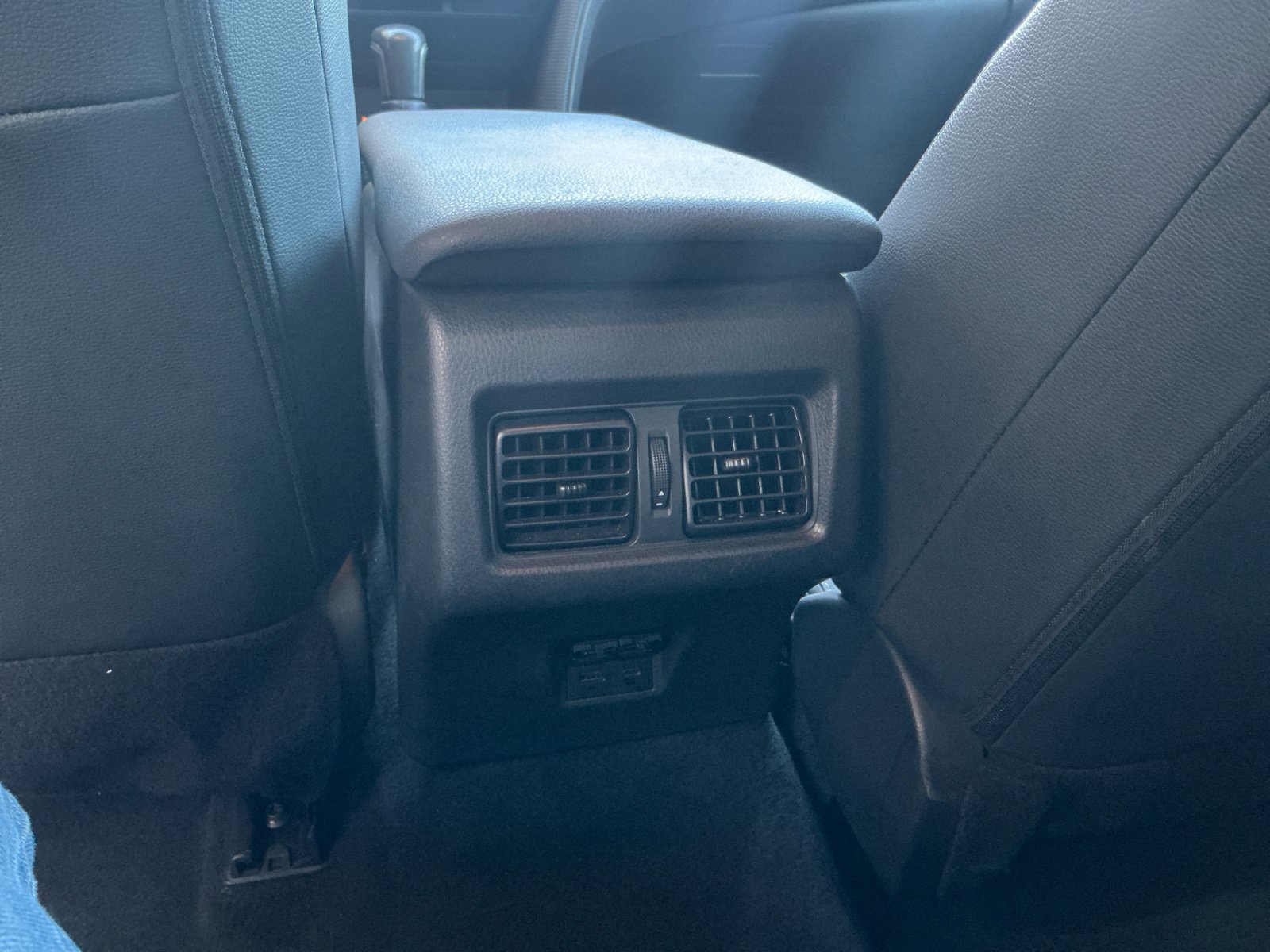 Certified 2025 Toyota Camry SE FWD image 32
