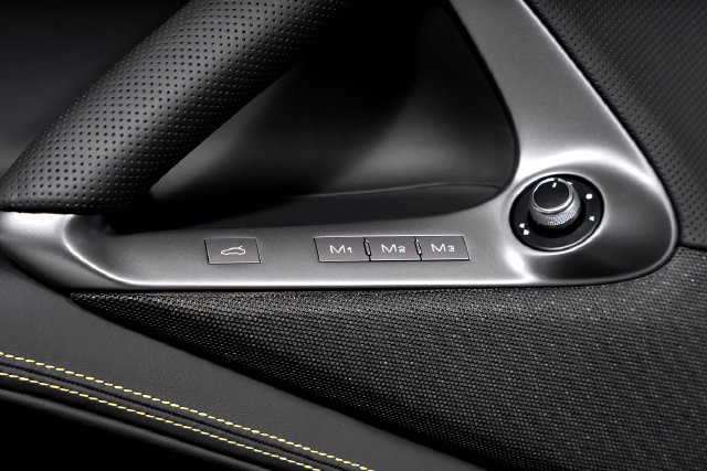 Certified 2022 Ferrari 812 GTS RWD image 63