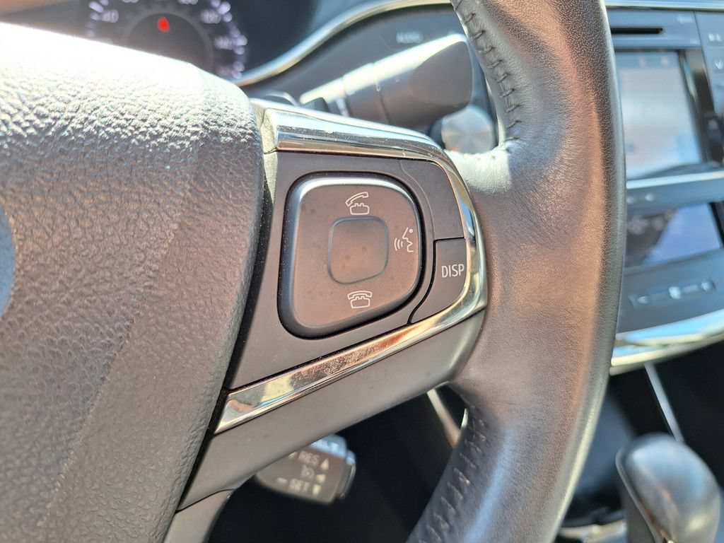 Used 2015 Toyota Avalon XLE Touring FWD image 17