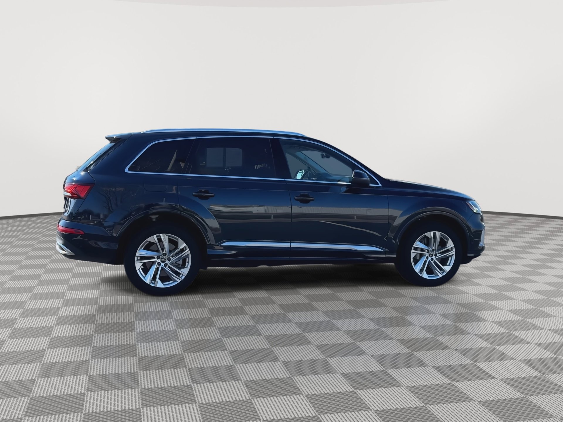 Used 2023 Audi Q7 Premium Plus w/ Premium Plus Package image 9