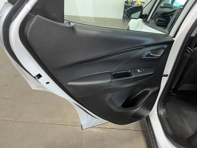 Used 2023 Chevrolet Bolt LT w/ Infotainment Package FWD image 19