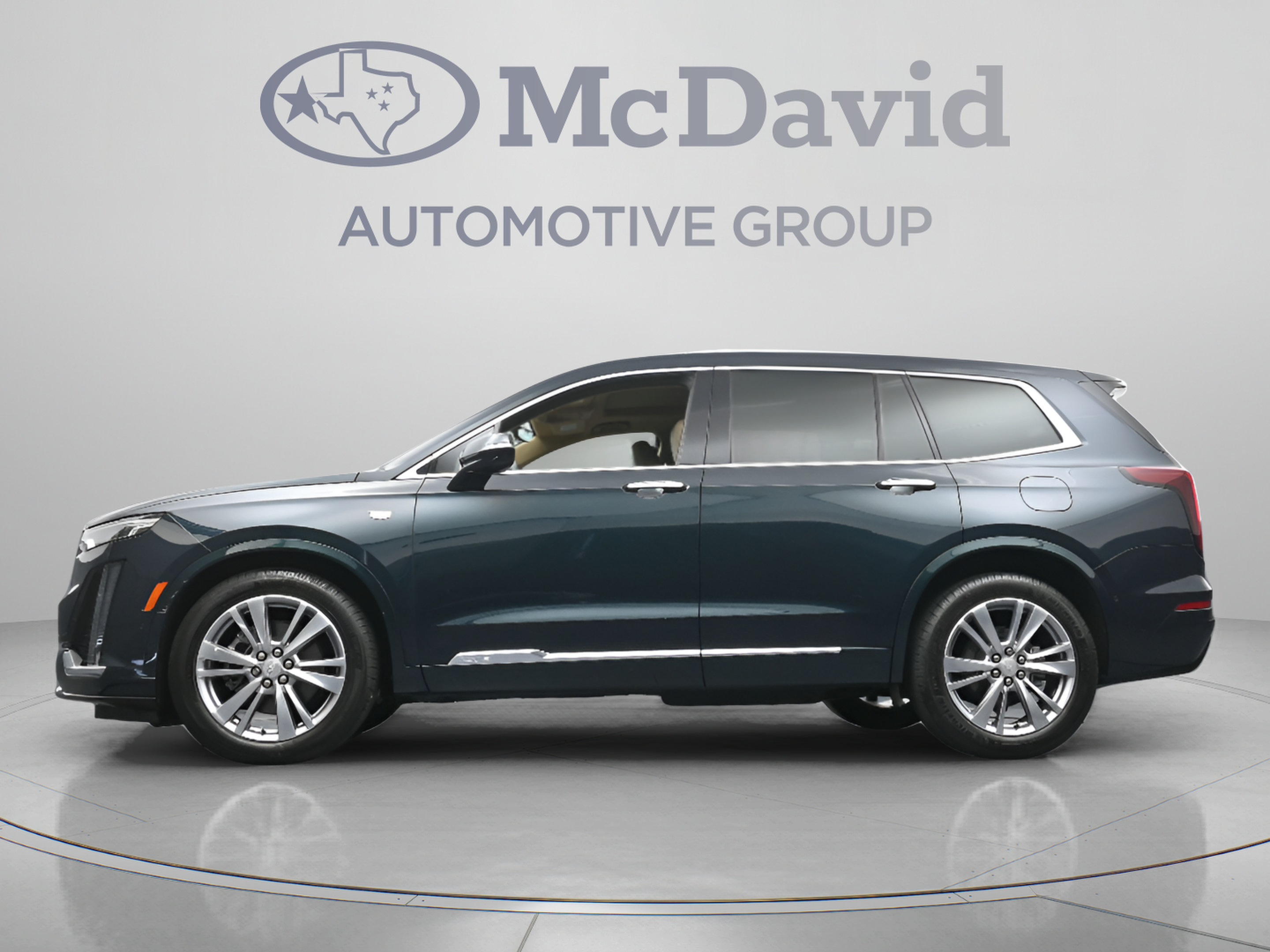 Used 2024 Cadillac XT6 Premium Luxury w/ Platinum Package FWD image 29