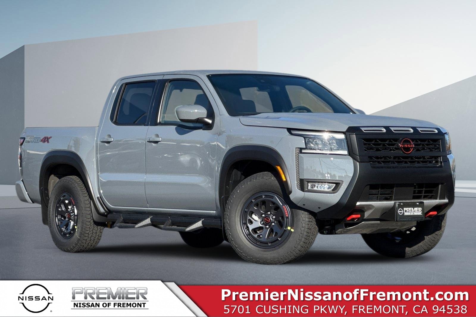 New 2026 Nissan Frontier PRO-4X w/ Tow Package