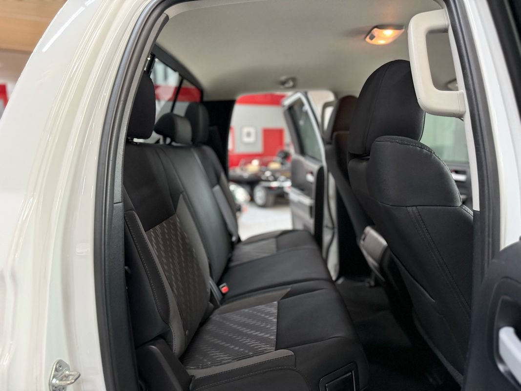 Used 2018 Toyota Tundra SR5 AWD/4WD image 20