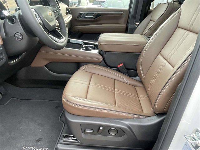 New 2025 Chevrolet Tahoe High Country image 12