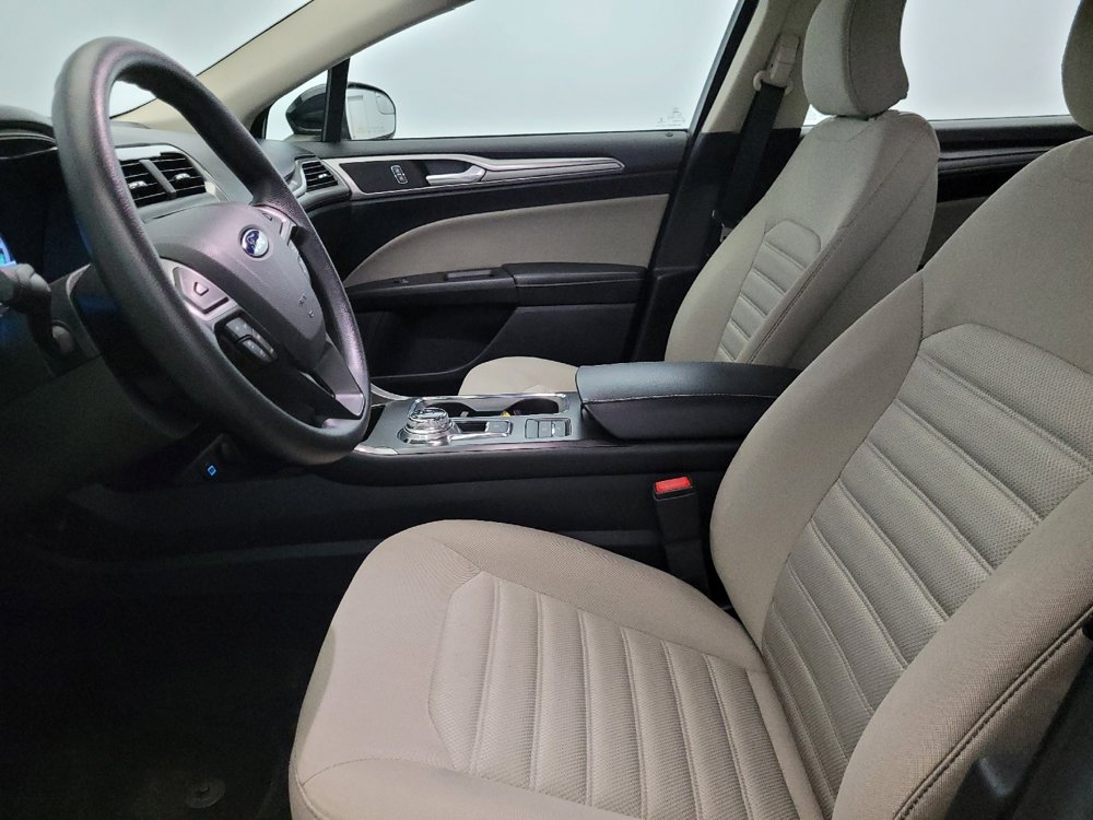 Used 2018 Ford Fusion S image 17