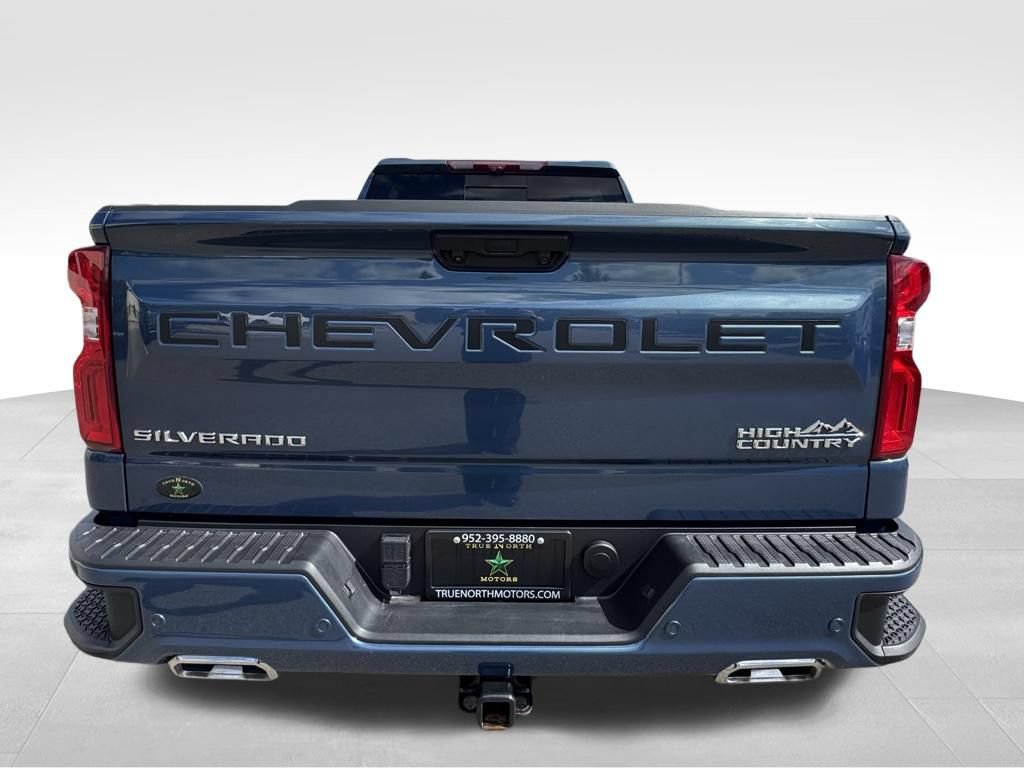 Used 2024 Chevrolet Silverado 1500 High Country w/ High Country Premium Package AWD/4WD image 8
