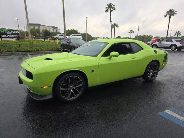 Used 2015 Dodge Challenger R/T Scat Pack RWD image 9