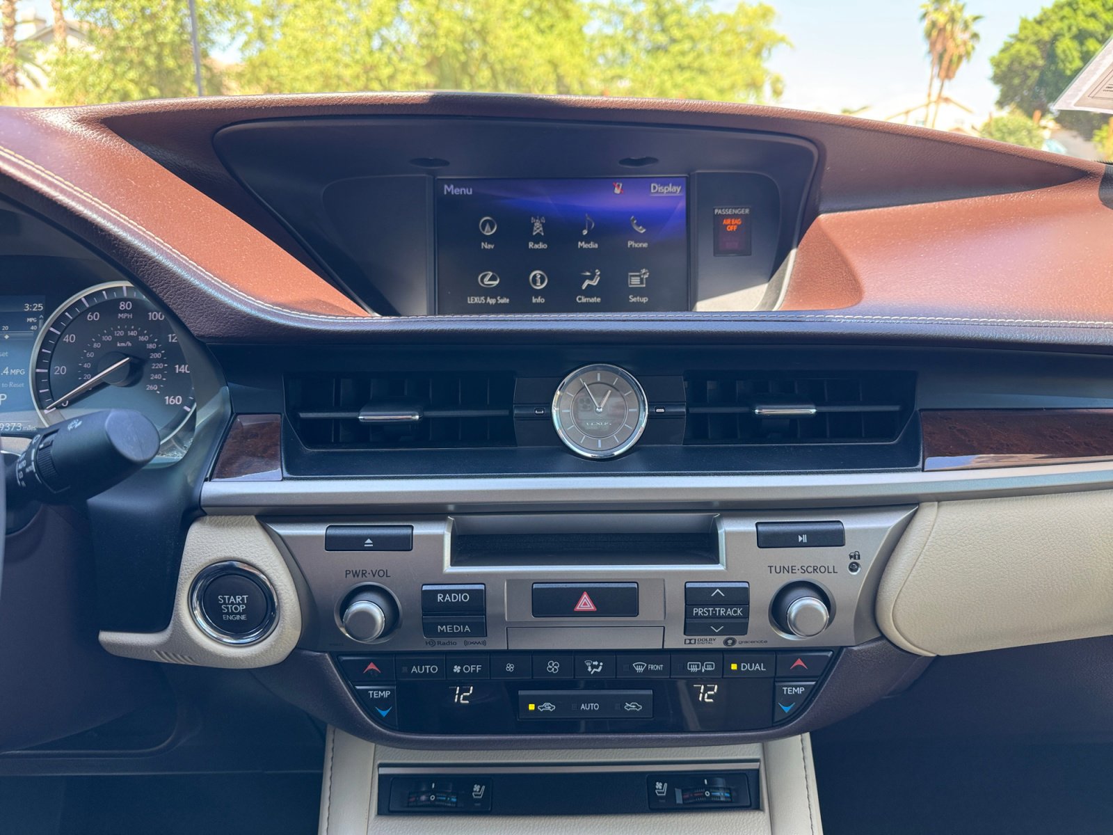 Used 2018 Lexus ES 350 w/ Navigation System Package image 12