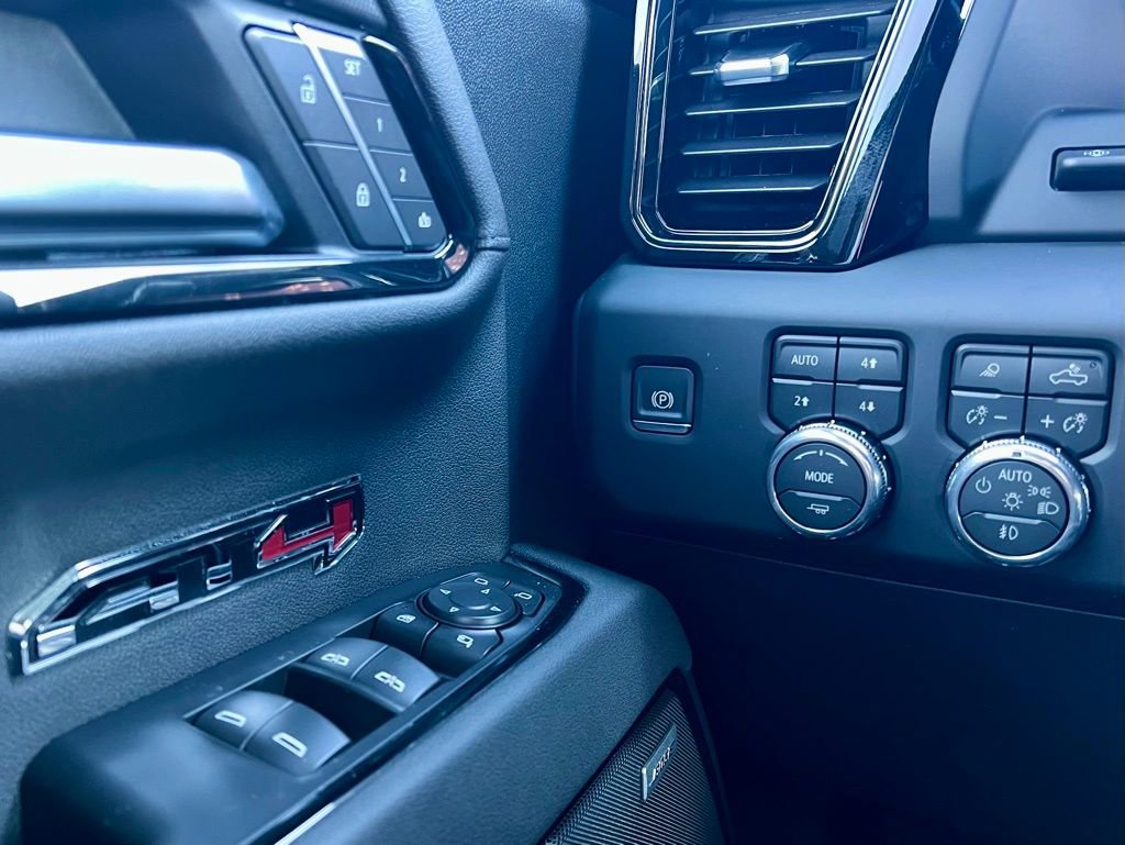 New 2026 GMC Sierra 1500 AT4 w/ AT4 Premium Package image 15