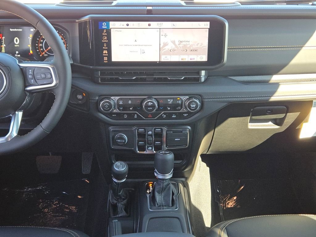 Used 2024 Jeep Wrangler Sahara w/ Safety Group image 20