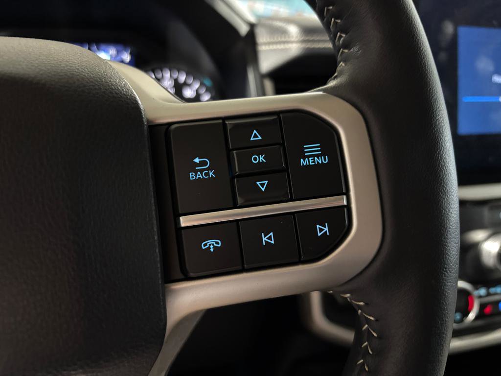 Used 2024 Ford Expedition XLT image 23