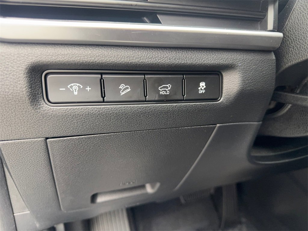 Used 2025 Kia Telluride EX w/ EX Captain's Chair Package image 58