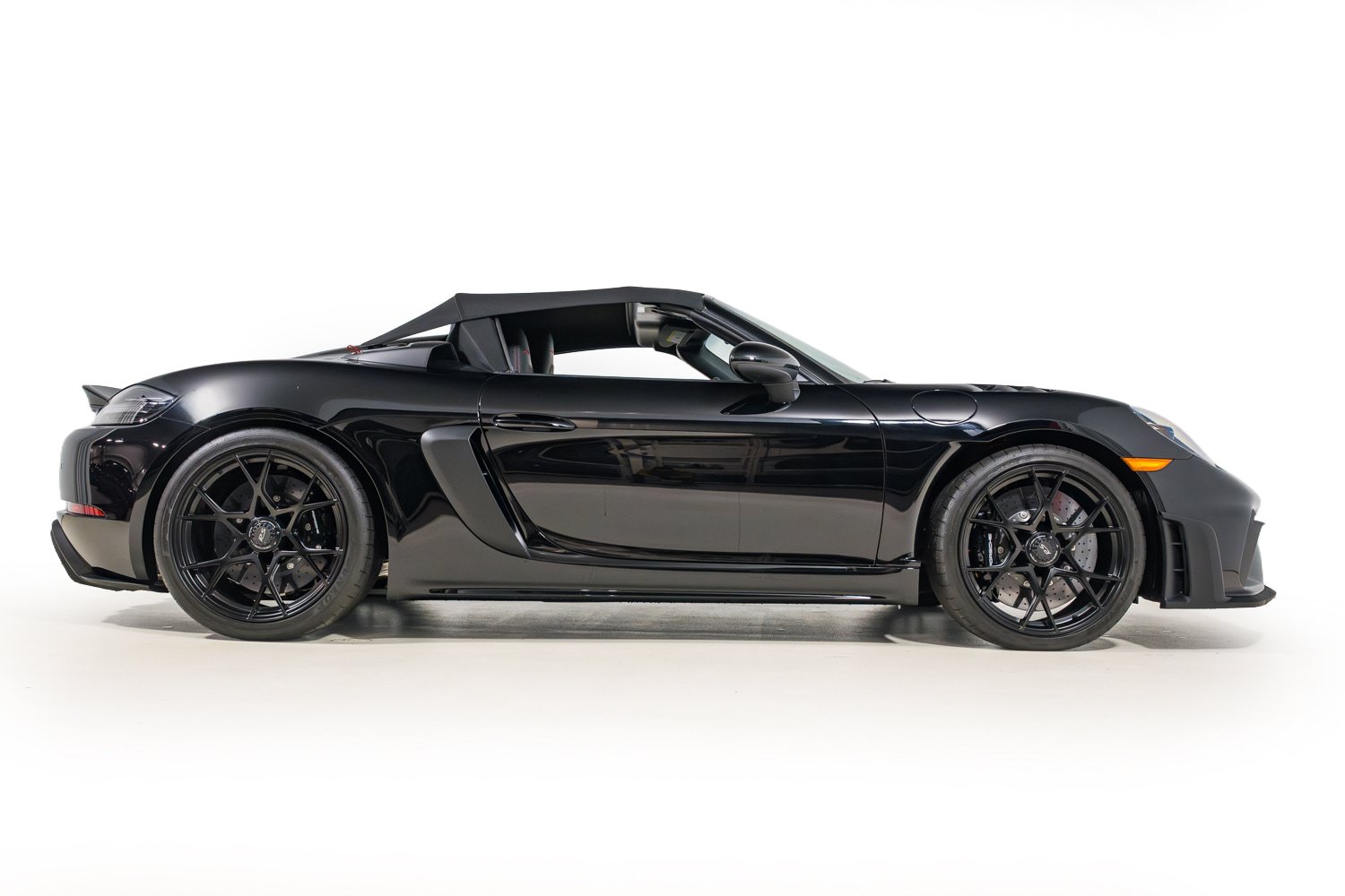 Used 2024 Porsche 718 Boxster Spyder RS w/ Light Design Package RWD image 17