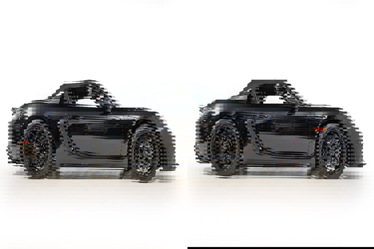 Used 2024 Porsche 718 Boxster Spyder RS w/ Light Design Package image 17