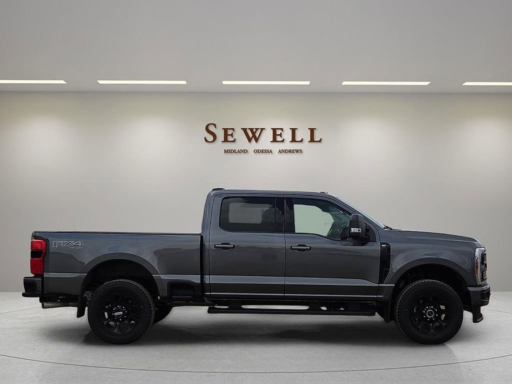 New 2026 Ford F350 XLT w/ XLT Premium Package AWD/4WD image 5