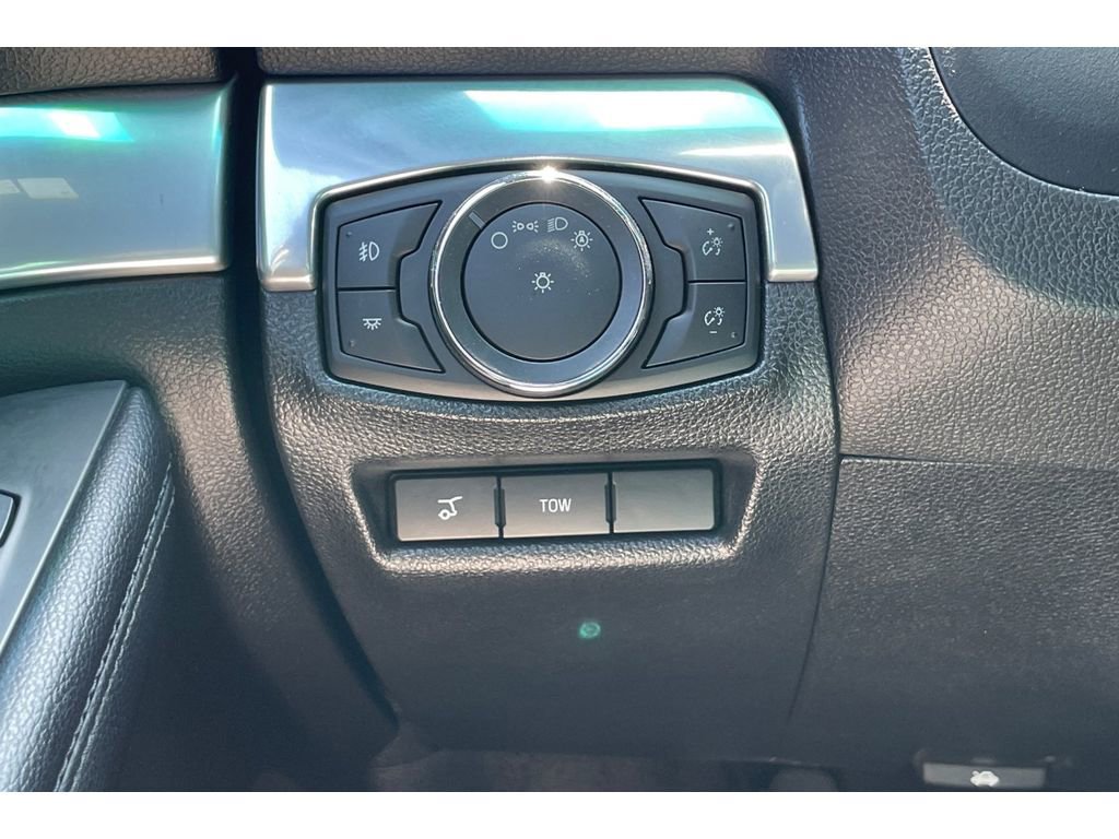 Used 2017 Ford Explorer Sport AWD/4WD image 43