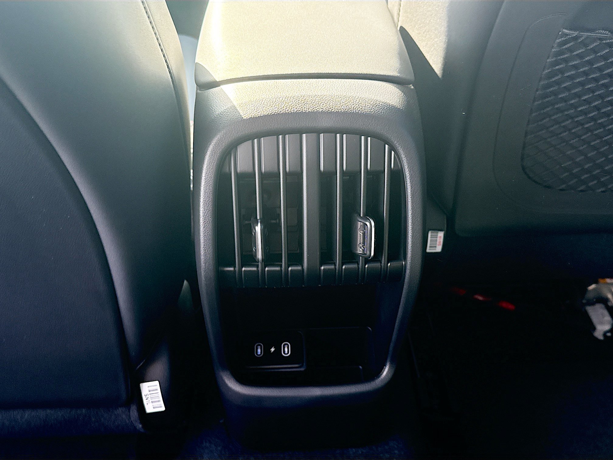 New 2026 Hyundai Kona Limited FWD image 18