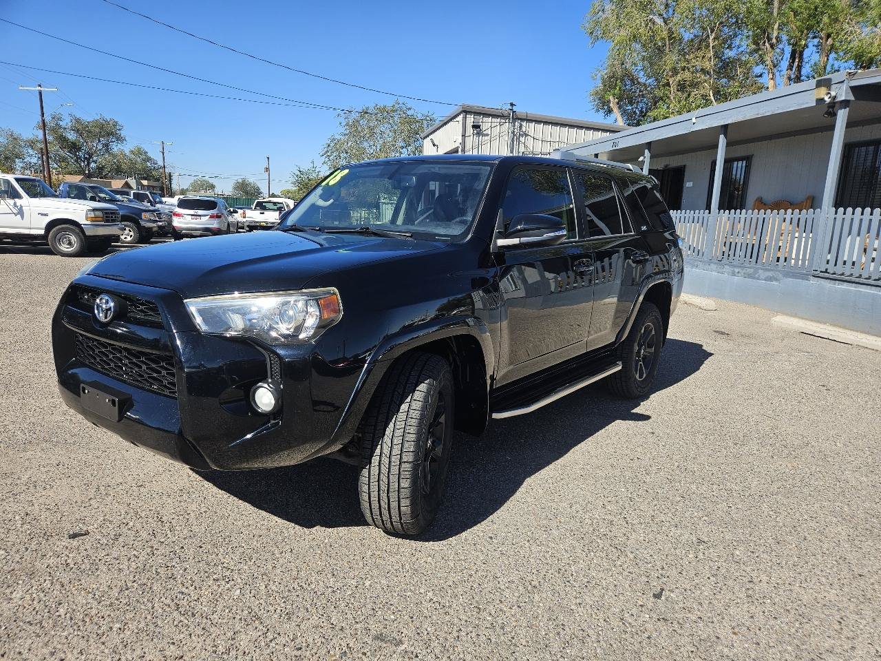 Used 2018 Toyota 4Runner SR5 Premium AWD/4WD image 3