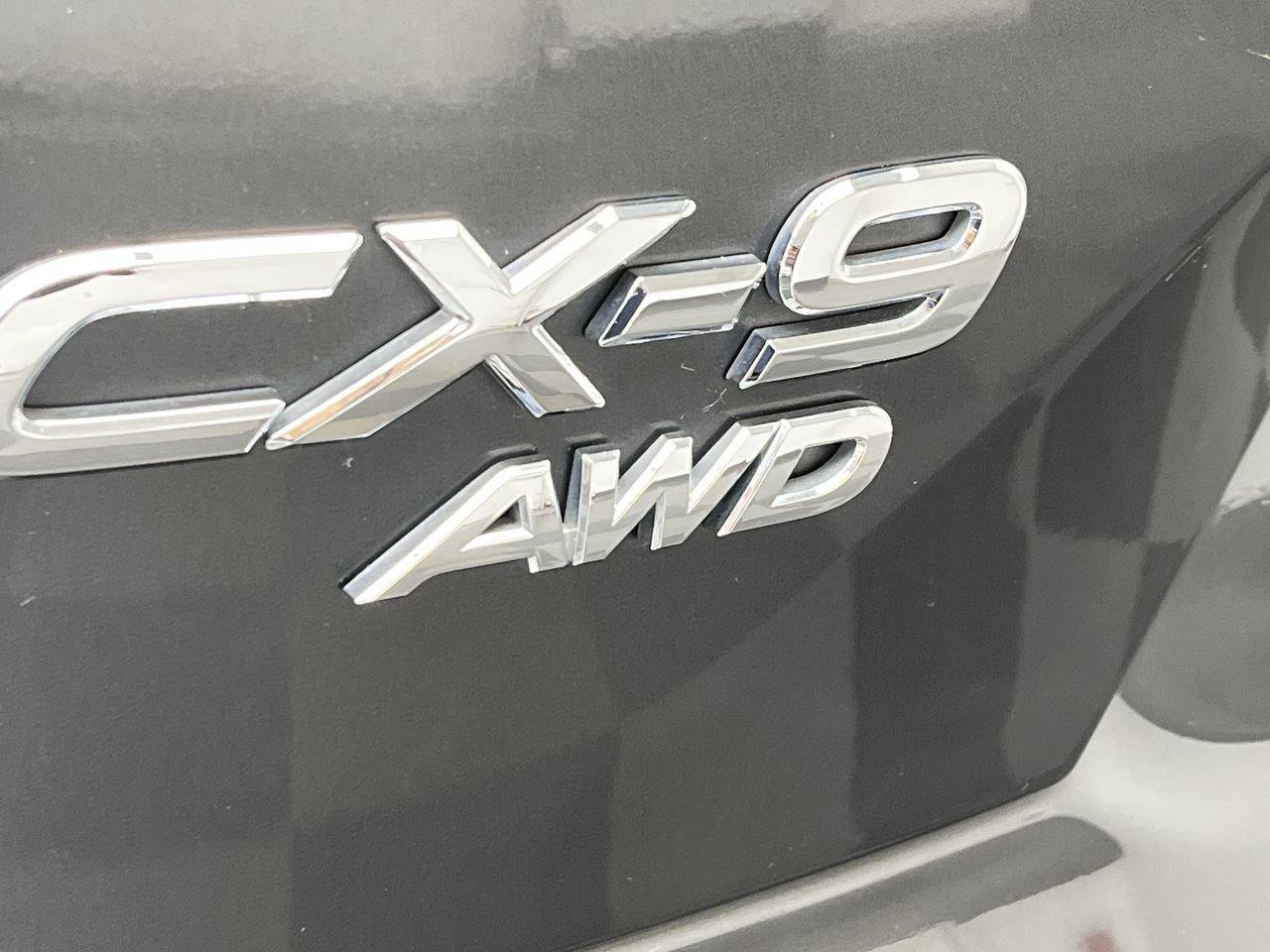 Used 2018 MAZDA CX-9 Touring w/ Touring Premium Package AWD/4WD image 32