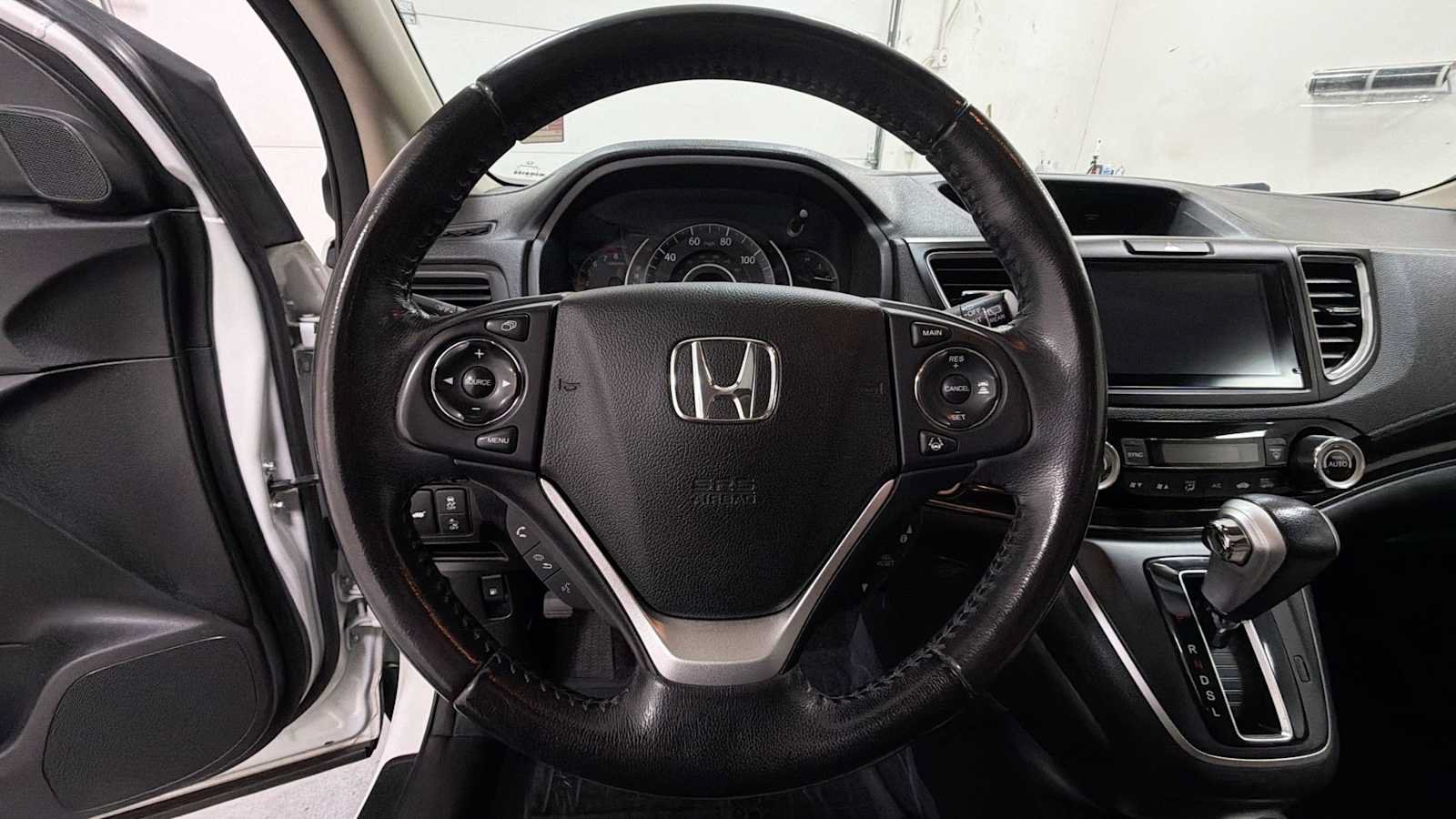Used 2015 Honda CR-V Touring image 16