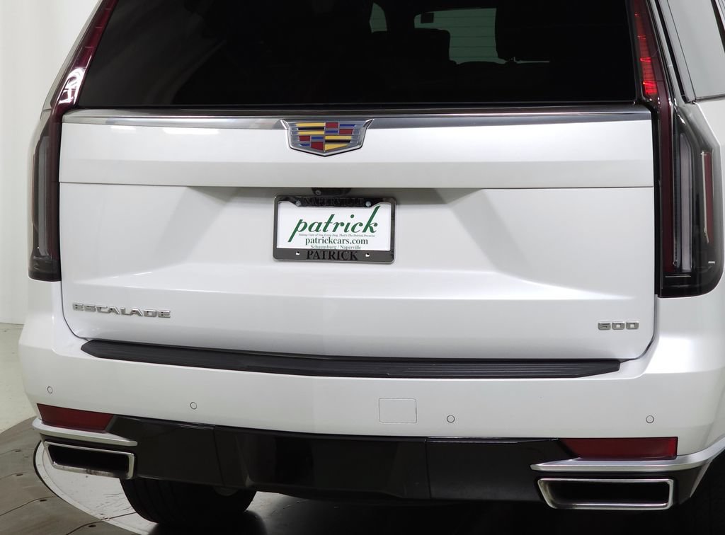 Used 2024 Cadillac Escalade Premium Luxury AWD/4WD image 7