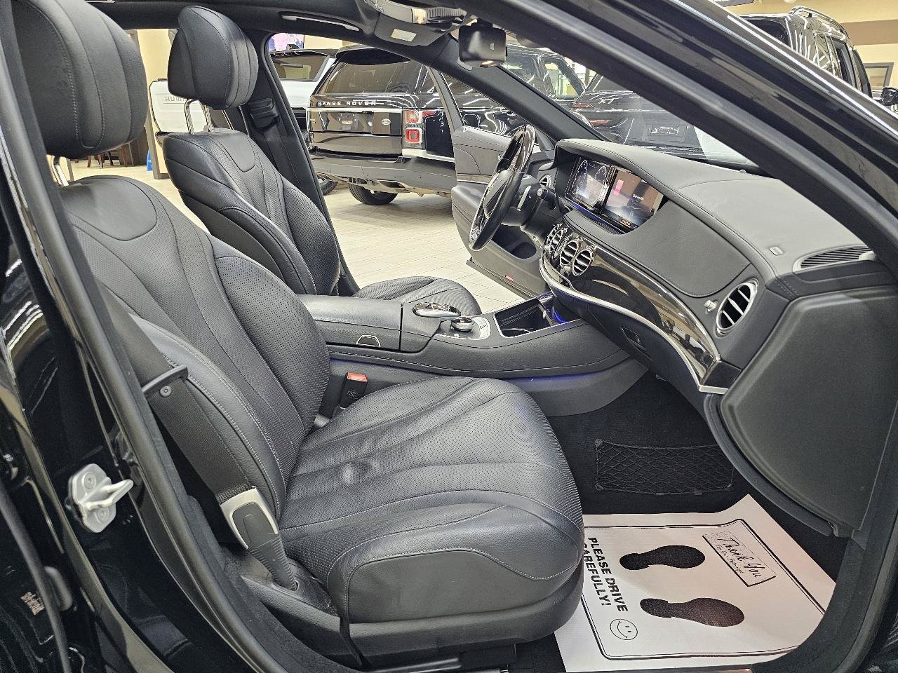 Used 2017 Mercedes-Benz S 550 Sedan image 22