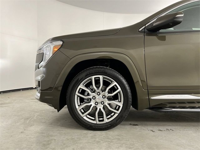Certified 2024 GMC Terrain Denali w/ Denali Premium Package image 34