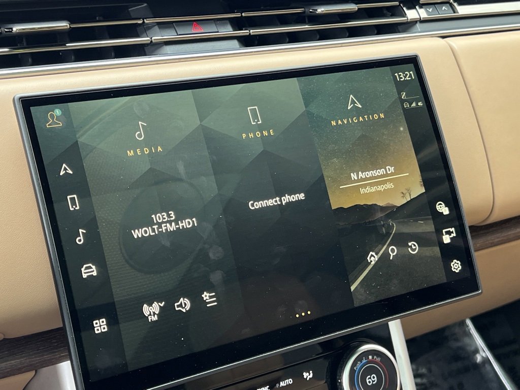 Used 2023 Land Rover Range Rover SE image 29