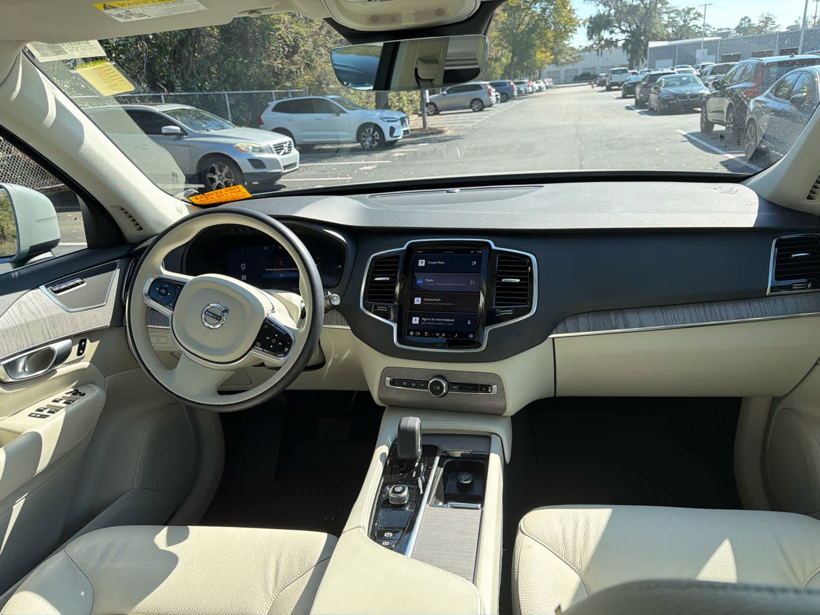 Certified 2024 Volvo XC90 T8 Plus w/ Protection Package Premier image 56