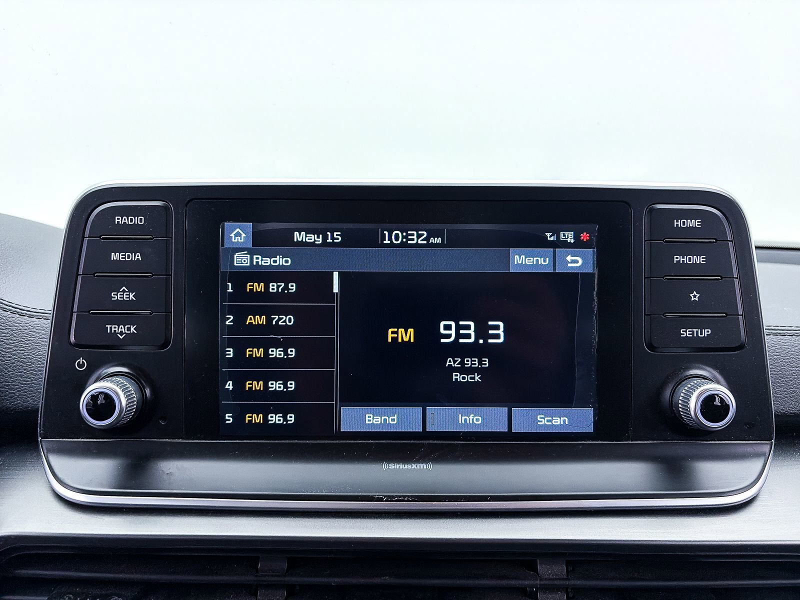 Used 2020 Kia Telluride LX AWD/4WD image 19