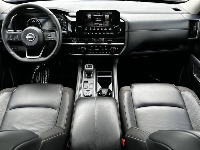Used 2024 Nissan Pathfinder SL AWD/4WD image 10