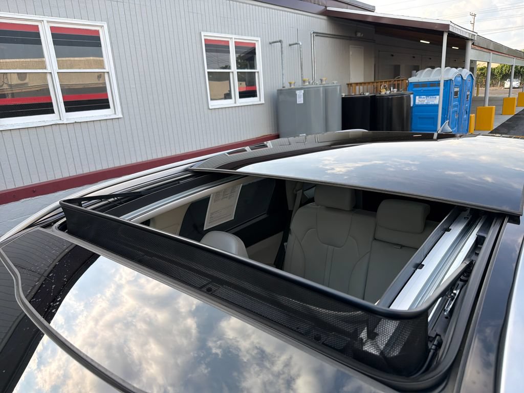 Used 2024 Kia Sorento S w/ Panoramic Sunroof Package FWD image 15