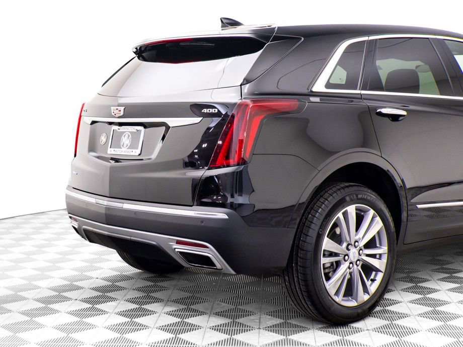 Certified 2024 Cadillac XT5 Premium Luxury w/ LPO, Floor Liner Package image 37