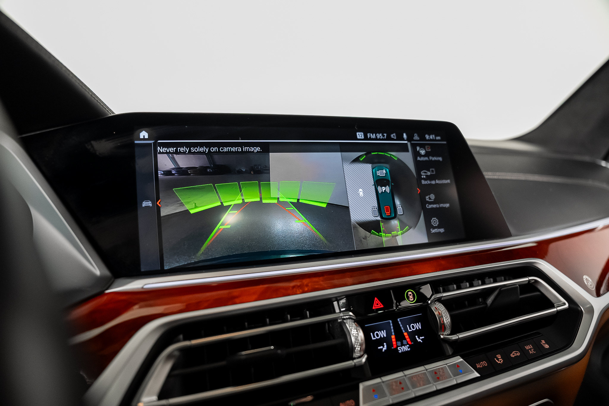 Used 2022 BMW ALPINA XB7 AWD/4WD image 61