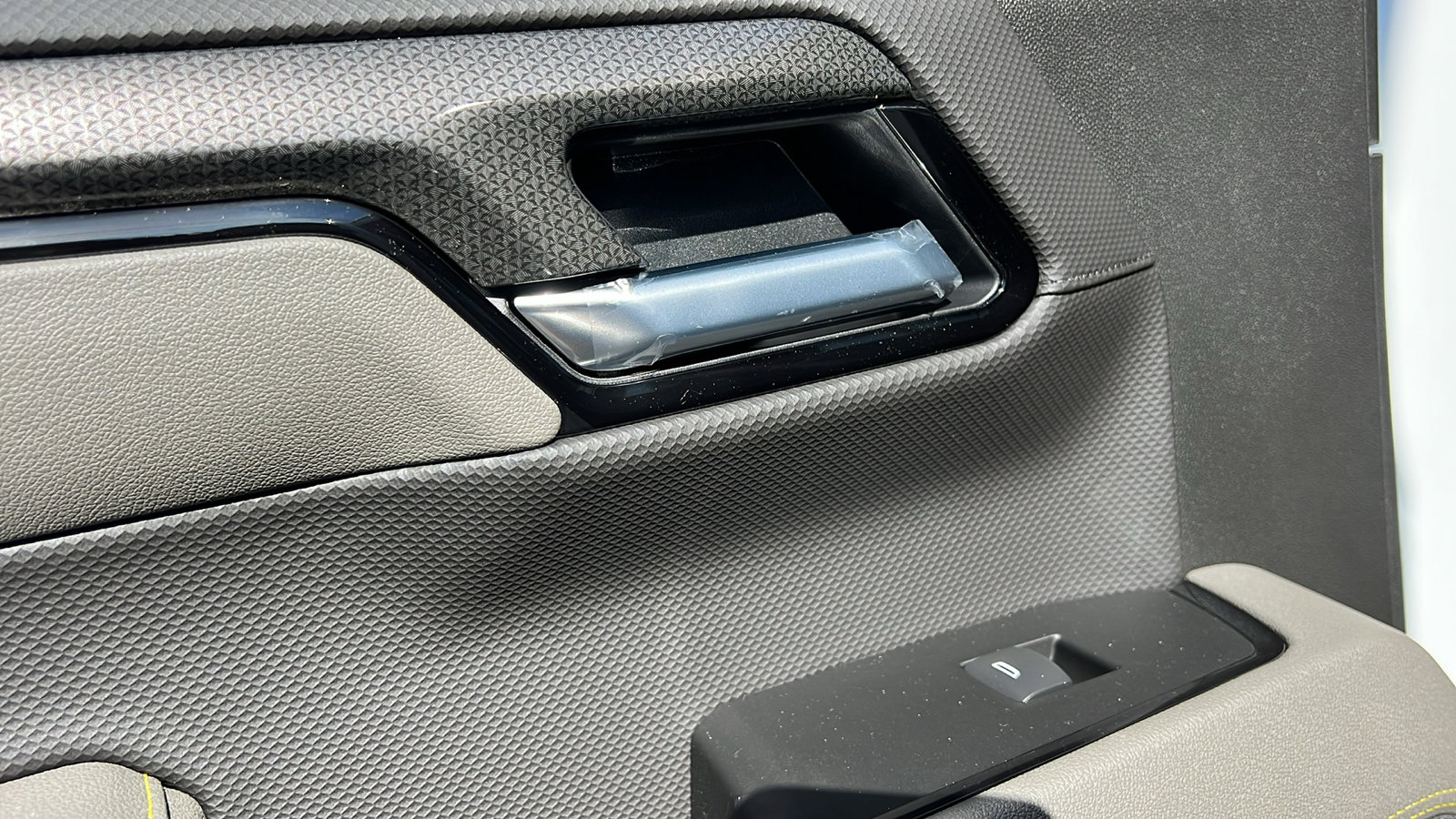 New 2026 Chevrolet Silverado 1500 ZR2 image 14