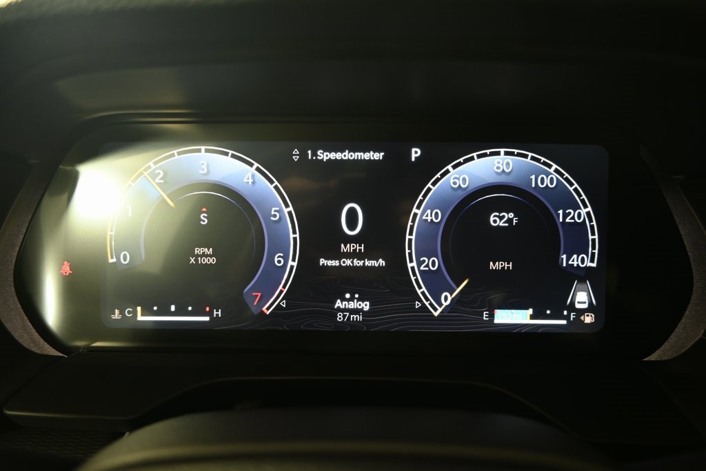 New 2025 Jeep Grand Cherokee Altitude image 24