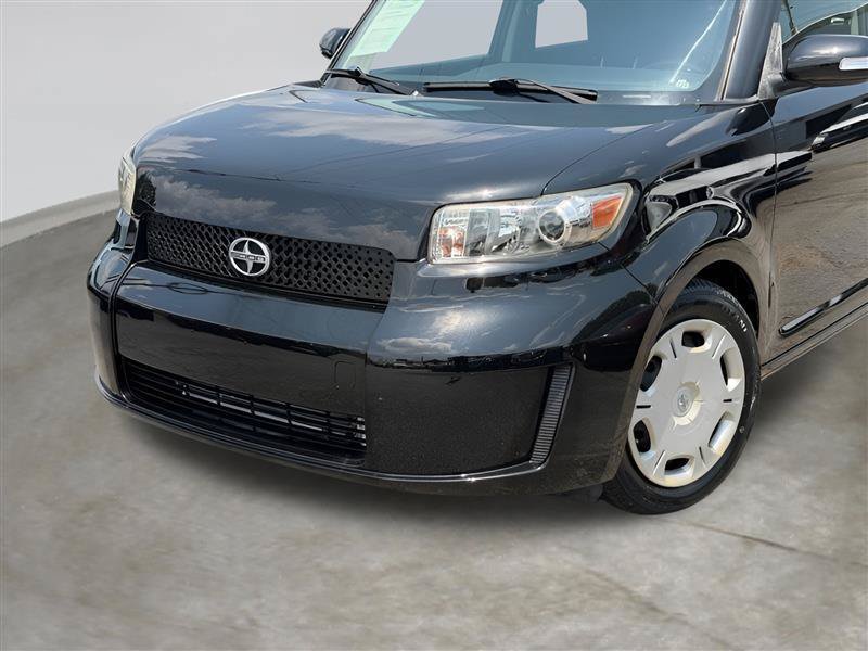 Used 2010 Scion xB FWD image 5