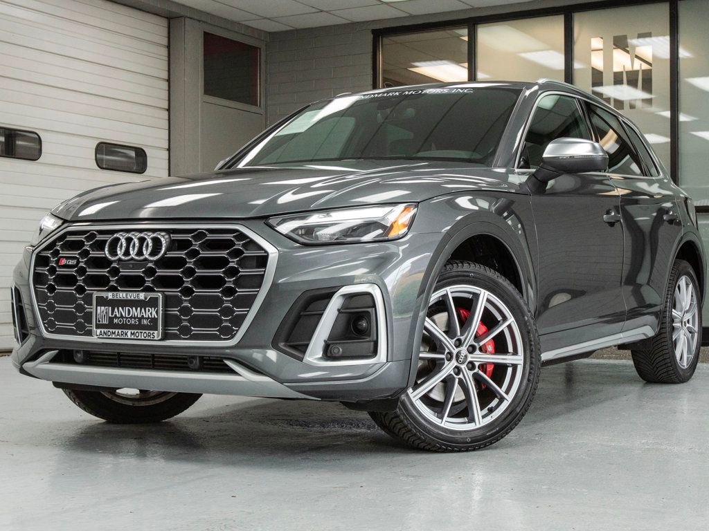 Used 2023 Audi SQ5 Premium Plus w/ Premium Plus Package image 2