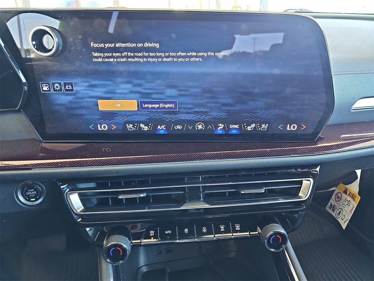 Certified 2024 Chevrolet Traverse RS w/ LPO, Floor Liner Package image 21