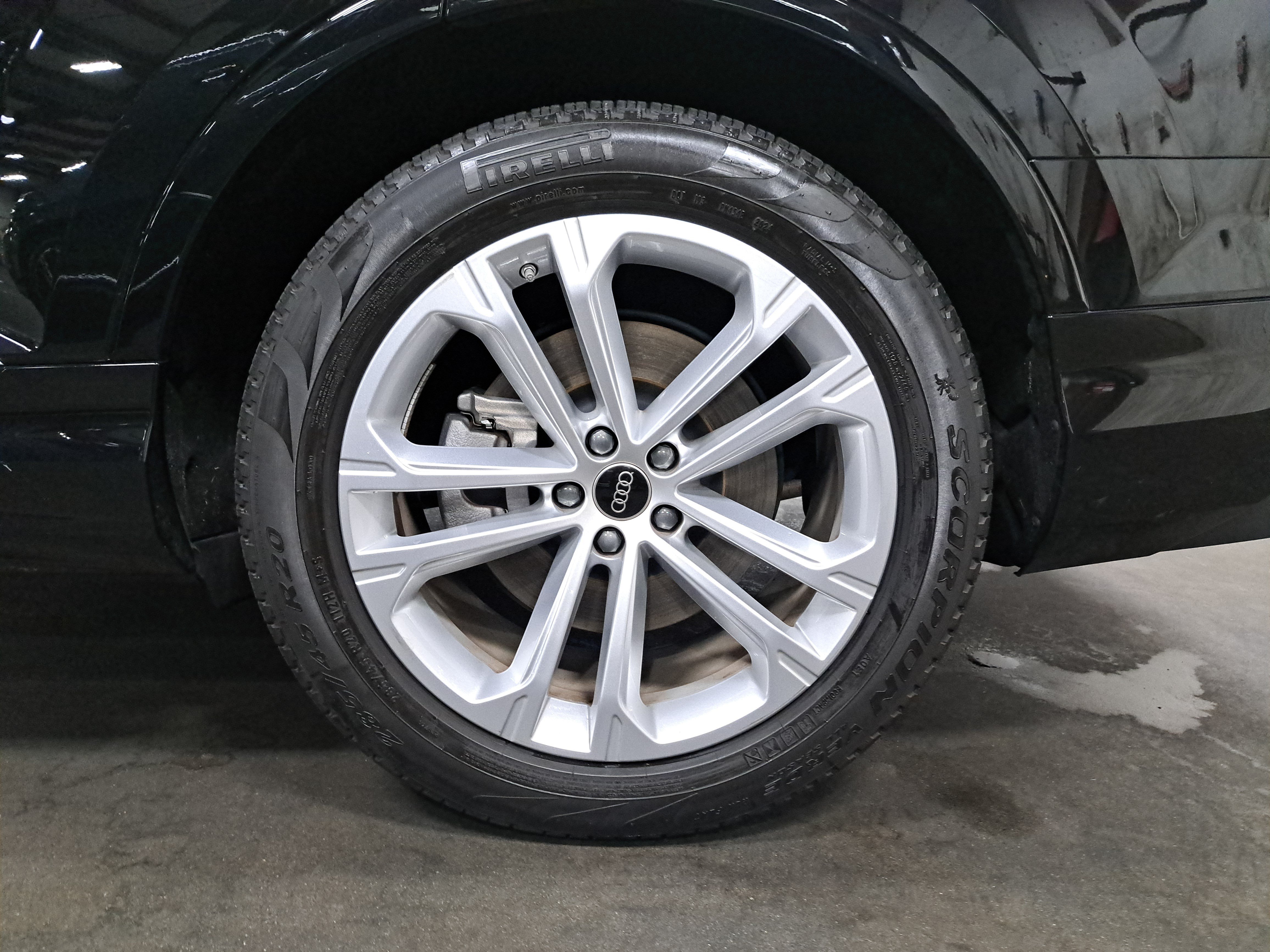 Used 2025 Audi Q7 3.0T Prestige AWD/4WD image 34