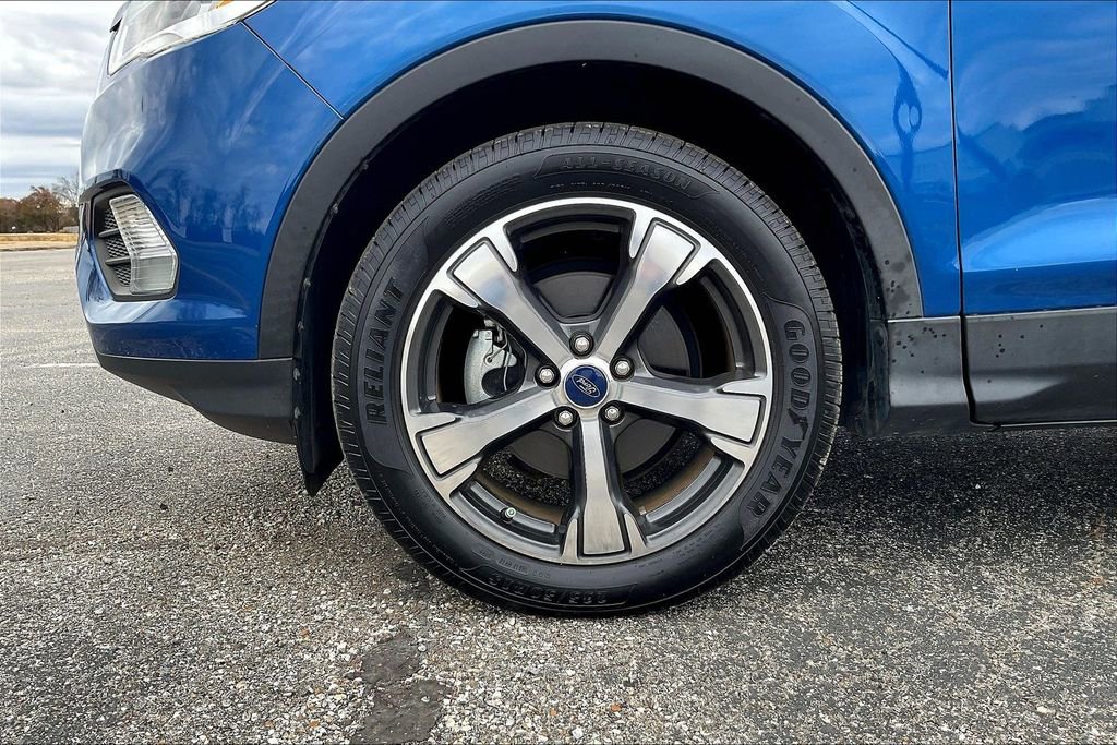 Used 2018 Ford Escape SEL image 9