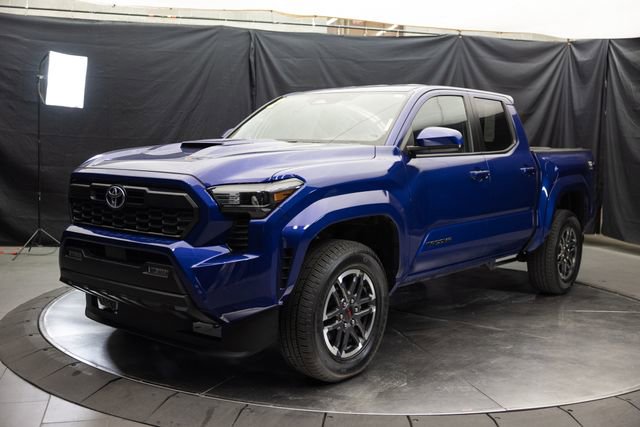 Used 2025 Toyota Tacoma TRD Sport image 5