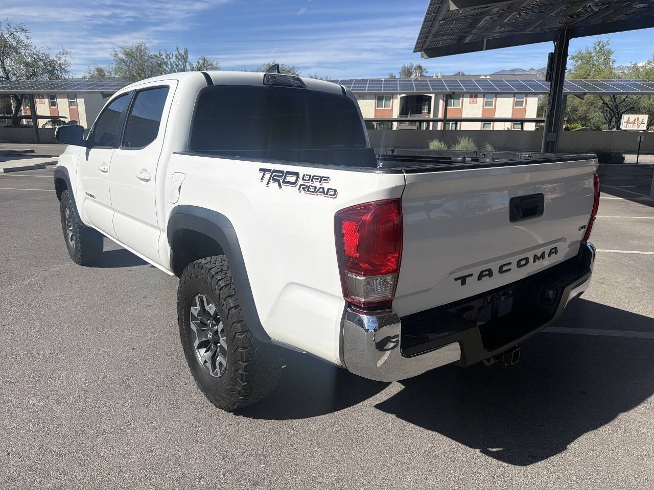 Used 2016 Toyota Tacoma TRD Off-Road w/ Towing Package RWD image 7