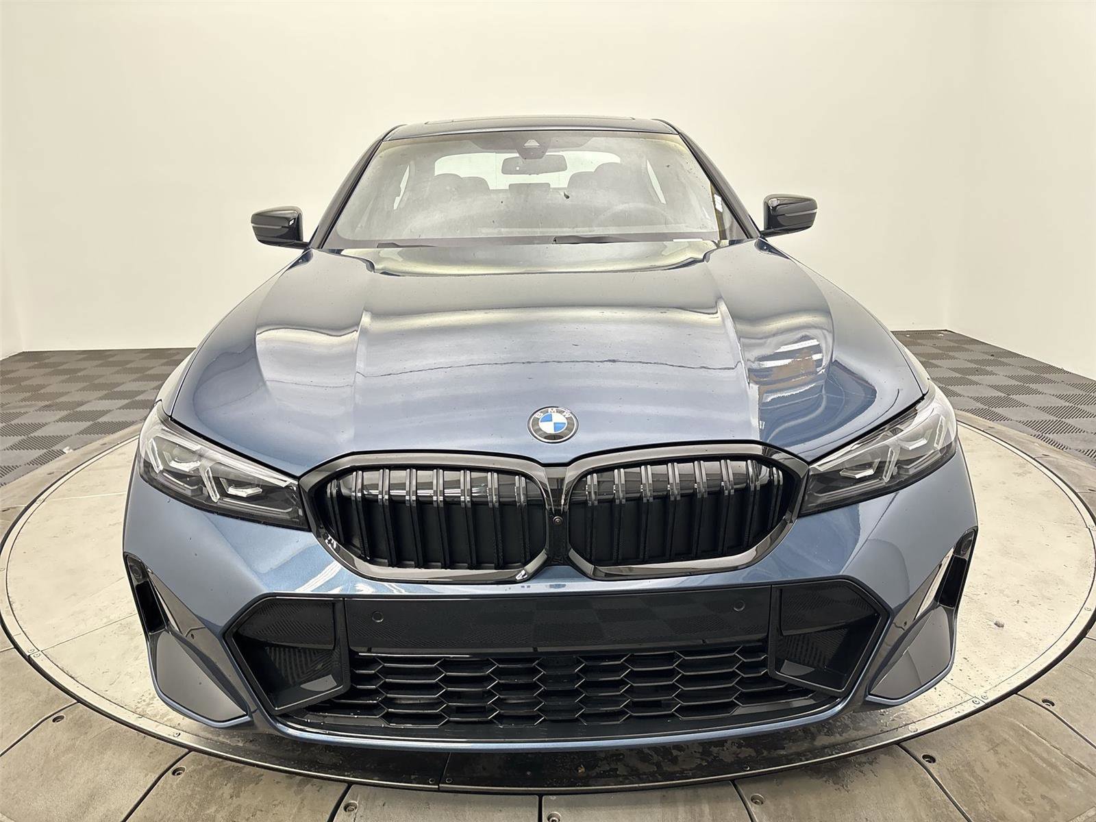New 2026 BMW 330i xDrive Sedan w/ M Sport Package image 14