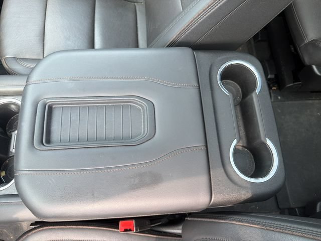 Used 2023 Chevrolet Suburban High Country AWD/4WD image 29
