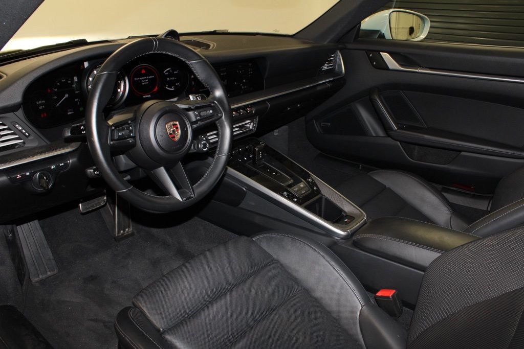 Certified 2024 Porsche 911 Carrera S RWD image 4